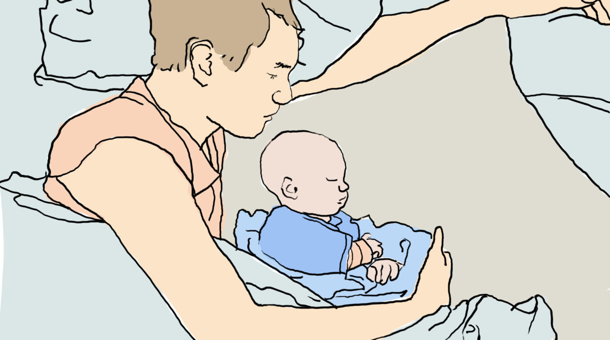 Wissen: Wie Babys sicher bei den Eltern im Bett schlafen